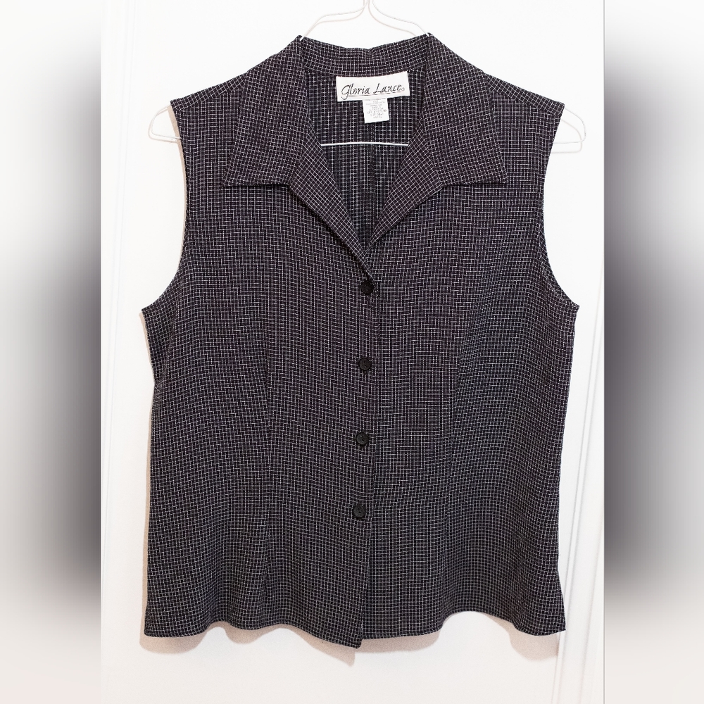 Gloria Lance Vintage Vest. Color: Black/White. Size: L